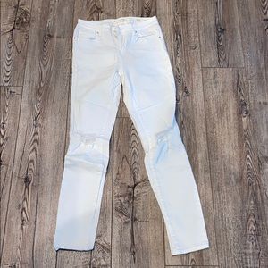 WHITE RIPPED DENIM JEANS